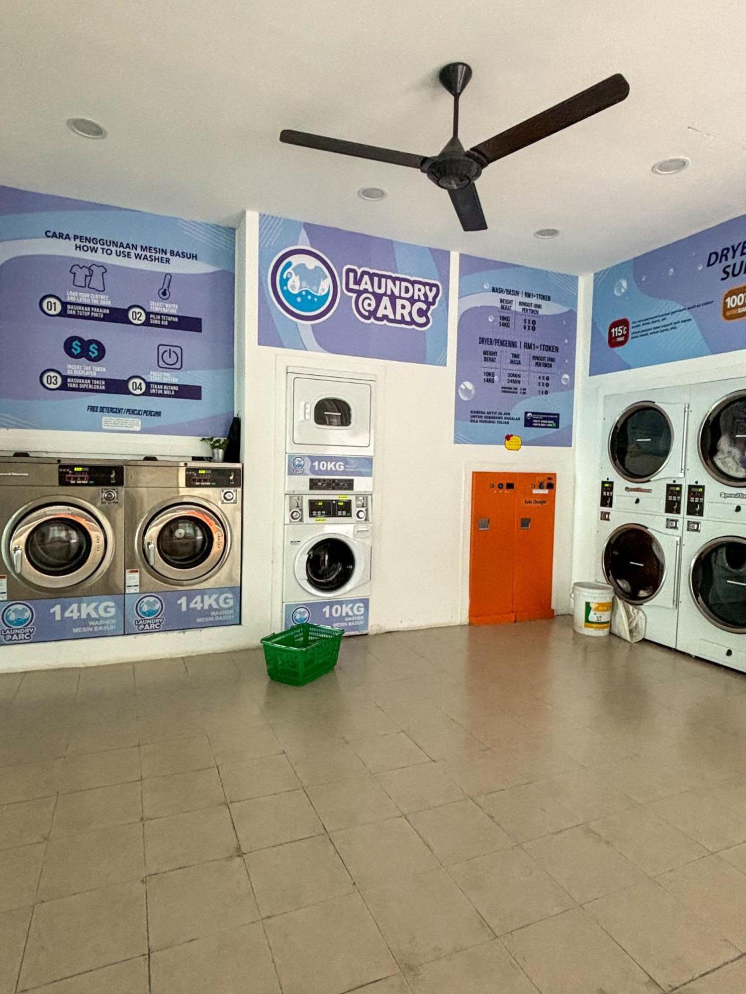 Arc Swimming Pool Musliim Jb Apartemen